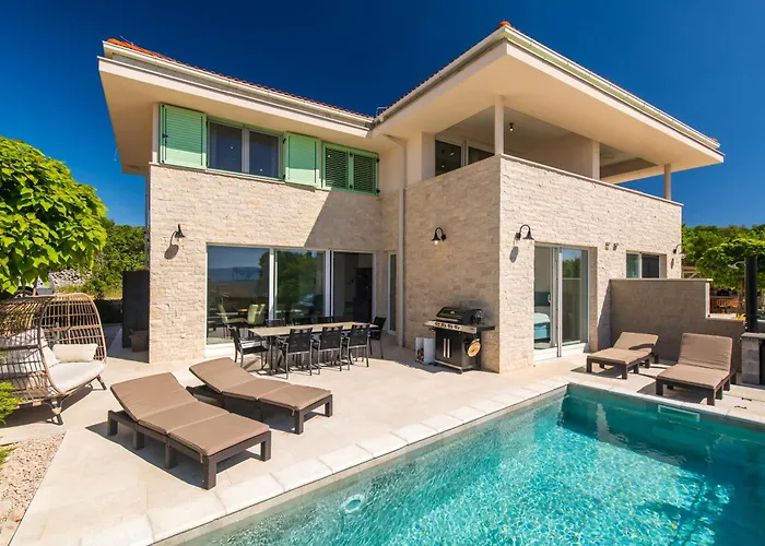 Mila * Sveti Vid-Miholjice