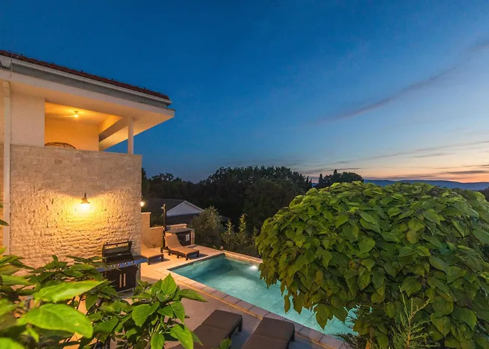 Mila * Sveti Vid-Miholjice